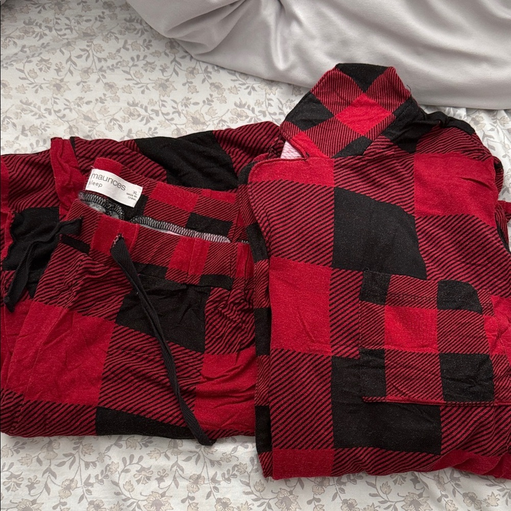 Maurice’s sleep set.